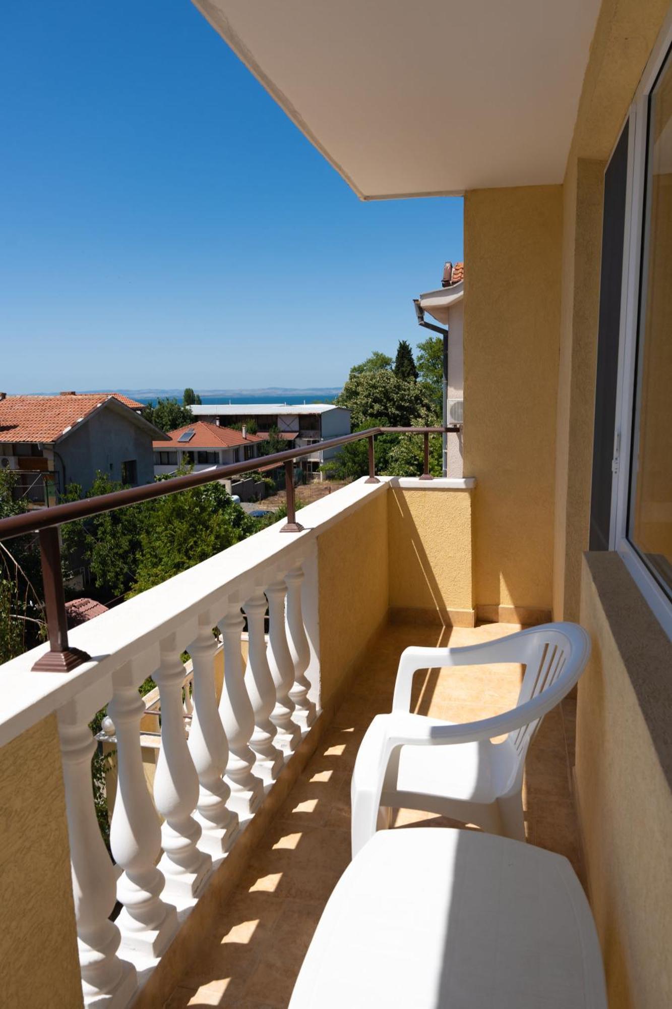 Zlatna Ribka Černomorec Exterior foto